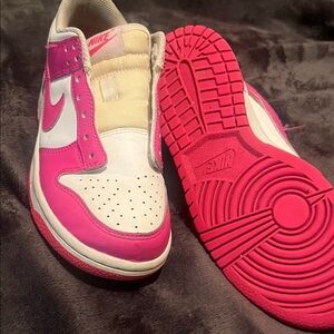 Nike Women's Fuchsia and Cream Sneakers